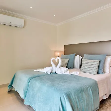 Bay H - Modern Townhouse Very Apartman Carvoeiro