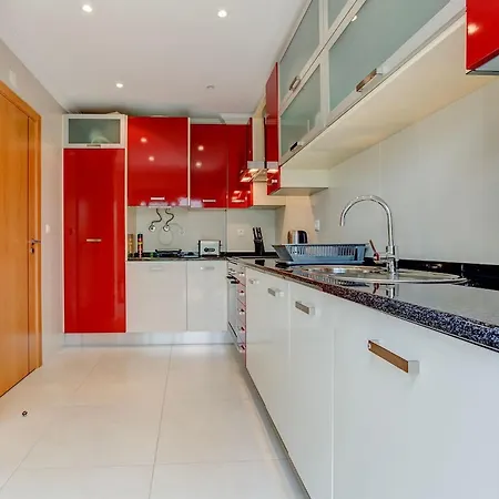 Bay H - Modern Townhouse Very