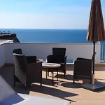 Апартаменты Bay H - Modern Townhouse Very Карвоейру